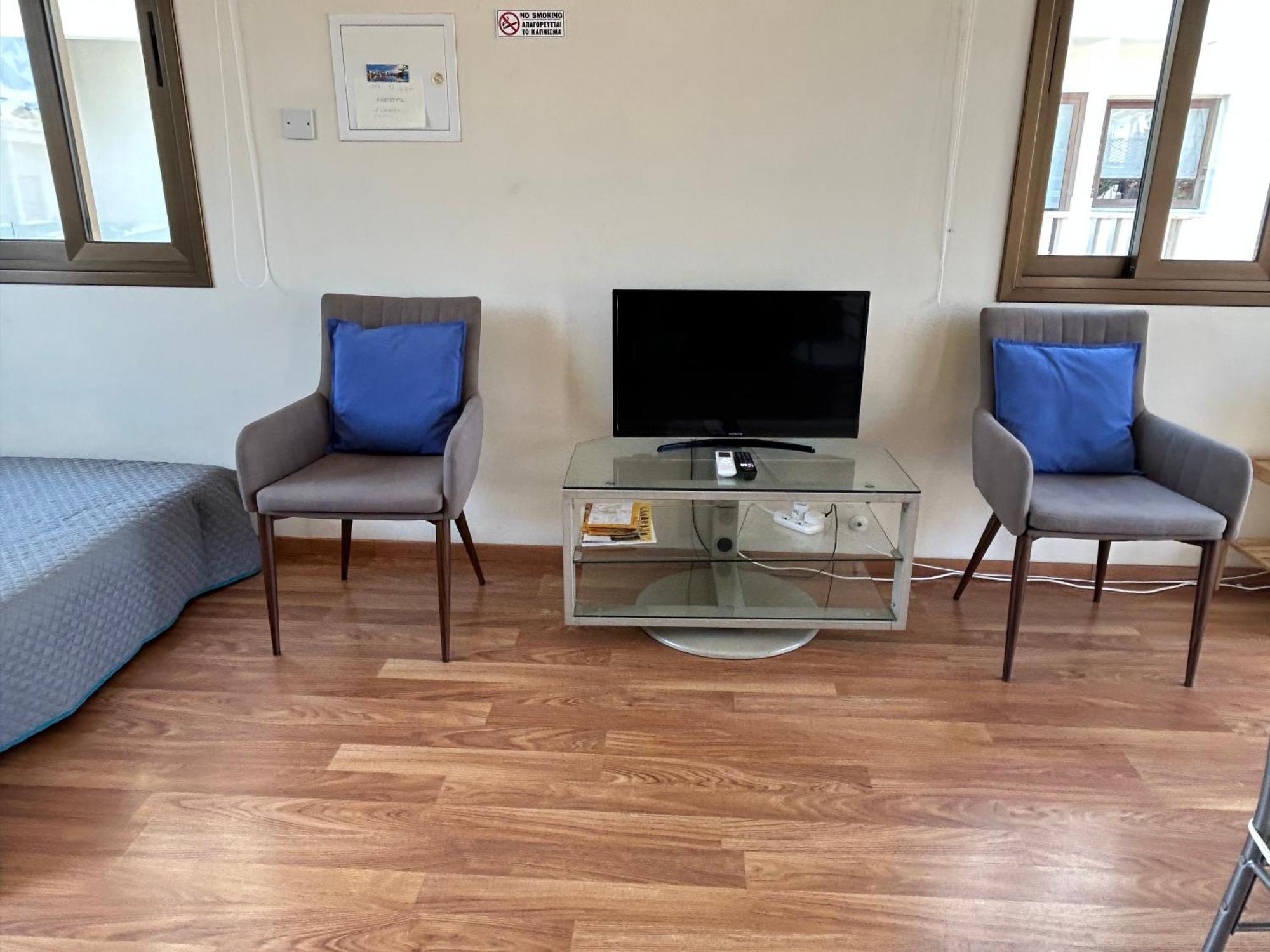 Extremely Comfy Apt With Spacious Private Terrace 10Min Walk To The Beach & In Town Larnaka Exterior foto